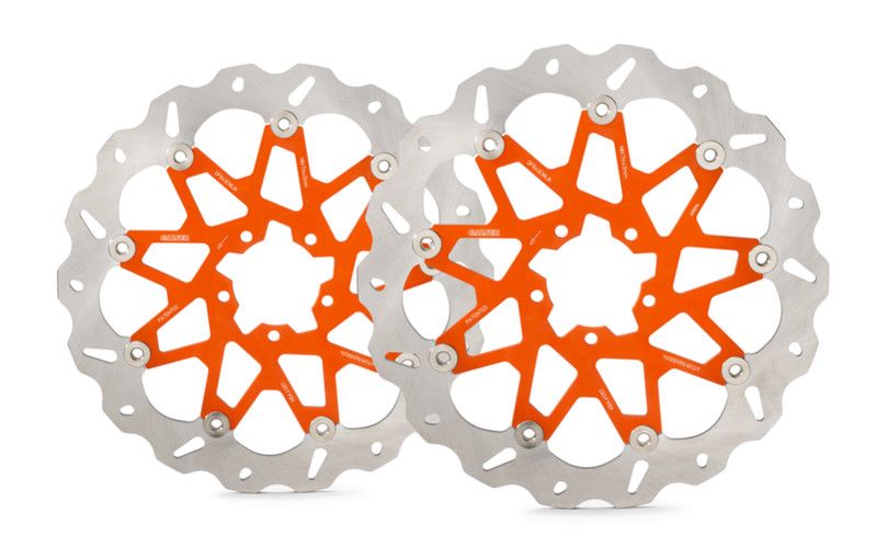 Wave brake disc set